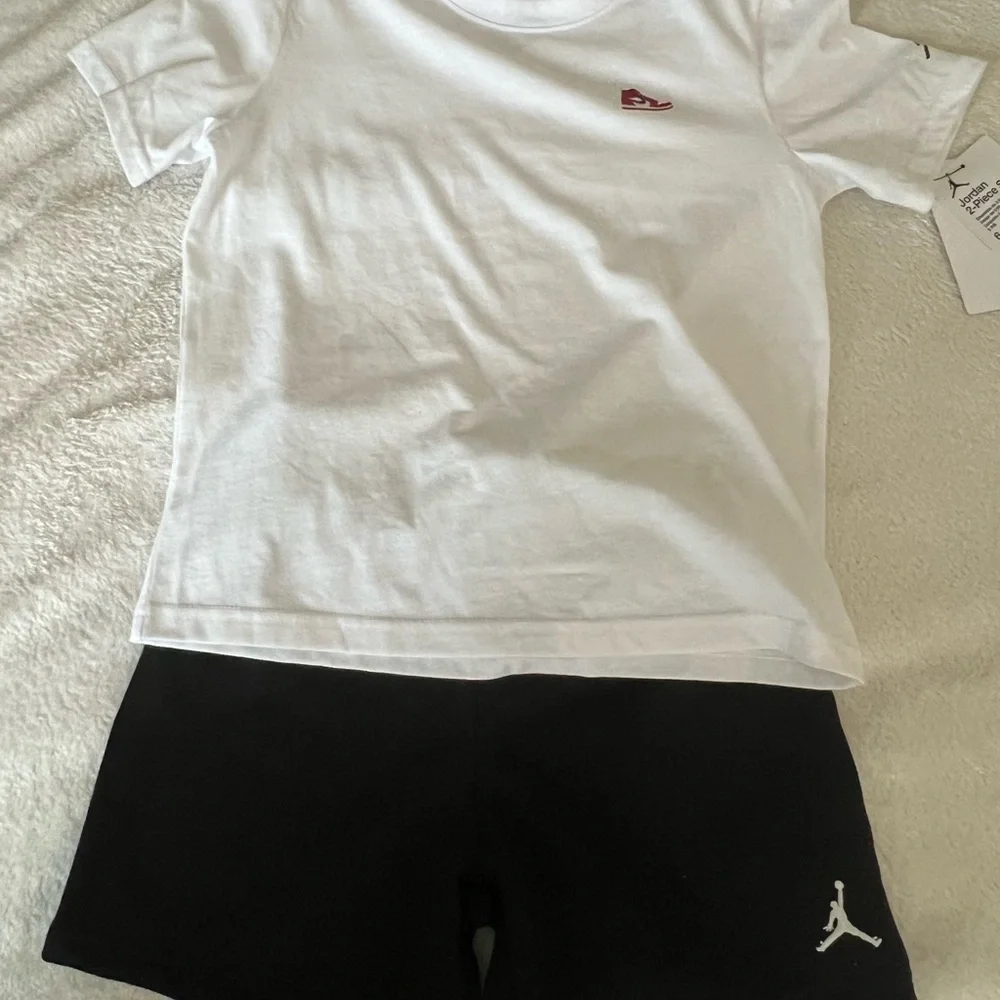 Jordan Kids' White Logo Tee